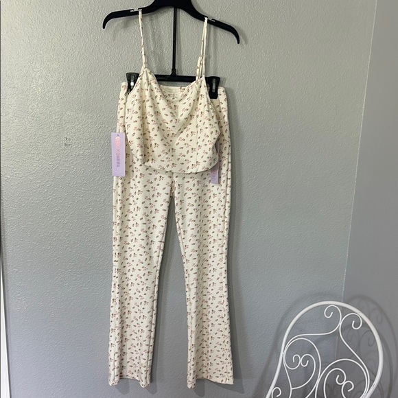 ✨ Flare Young & Chic Matching Set – Style BIS7961 – Size L – NOT Pajamas - Picture 1 of 8
